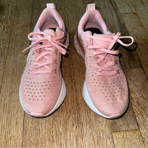 Nike React Infinity Flyknit Womens 6